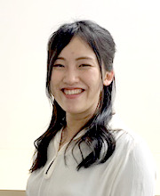 F.Hさん
